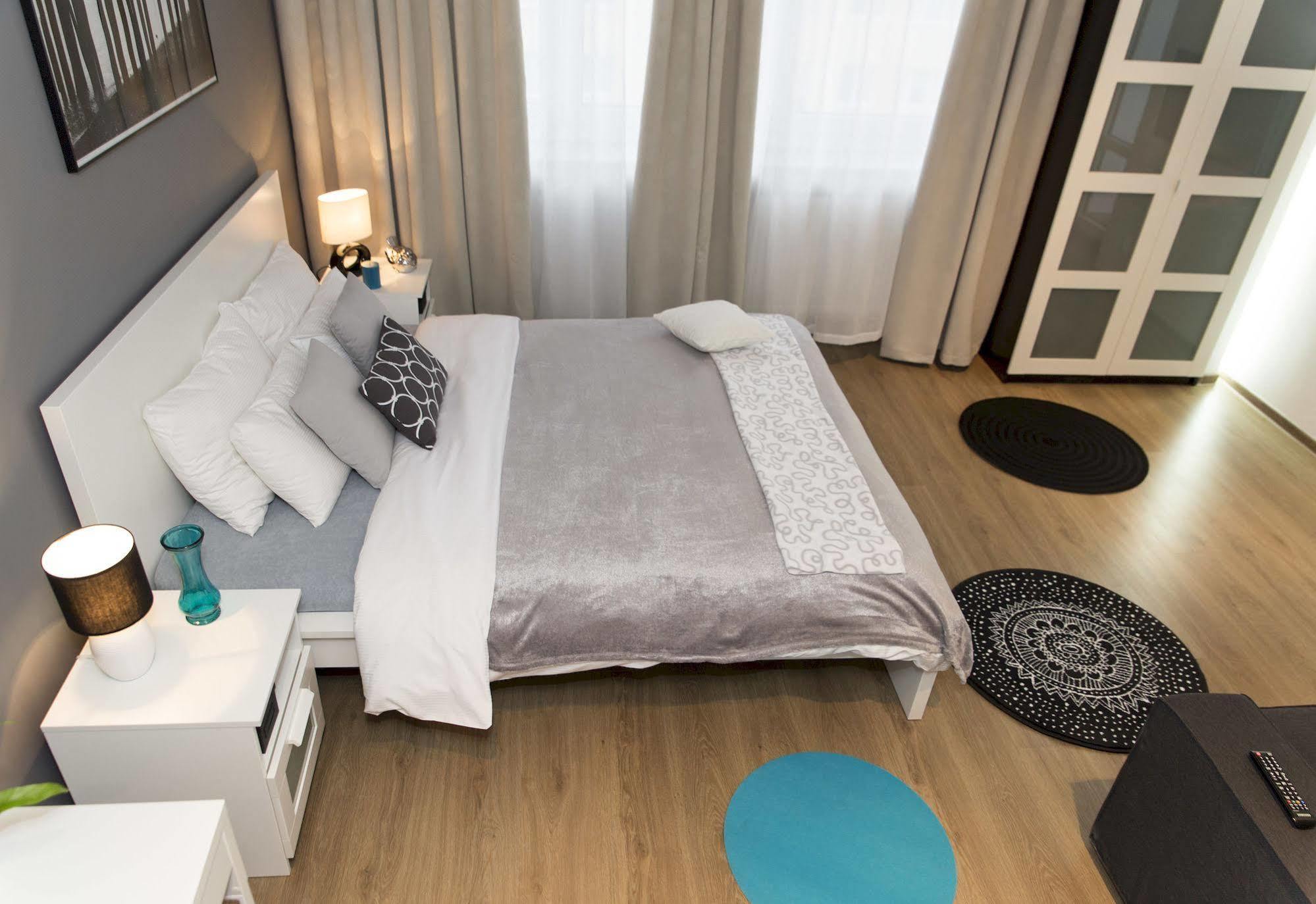 Warsawrent Apartamenty Centralna Exterior foto